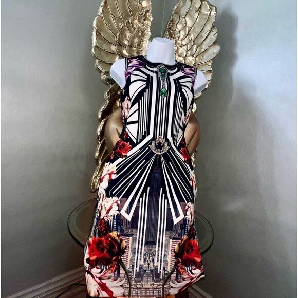 CLOVER CANYON Deco City Dress _State Empire Building - Picture 7 of 15